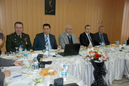Vali Kemelek, 2010 Yılı Çalışmalarını Değerlendirdi
