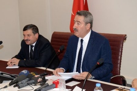 Vali Kıraç: Çözümün başarıya ulaşması için insan sevgisi çok önemli