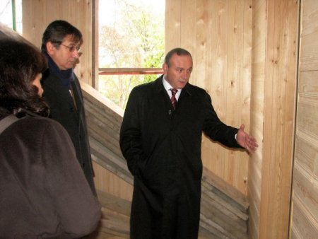 Vali Kızılcık, Yakup Ağa Konağı'ndaki çalışmaları inceledi