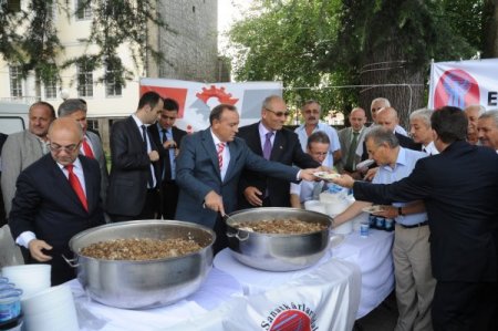 Vali Kızılcık: Birlik ve bütünlük, ahilik değerleri ile ileri taşındı