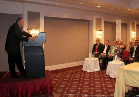 Vali Kızılcık'tan işadamlarına katma değeri yüksek ürün önerisi