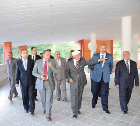 Vali Kızılcık'tan işadamlarına memleketinize yatırım yapın çağrısı