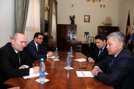 Vali Koçdemir, Kırgızistan'da temaslarda bulundu