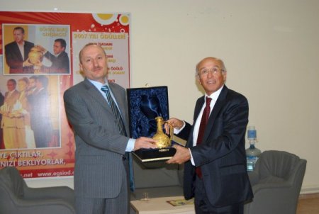 Vali Koçdemir: Eskişehir'in Ticari Birlikteliklere İhtiyaç Var