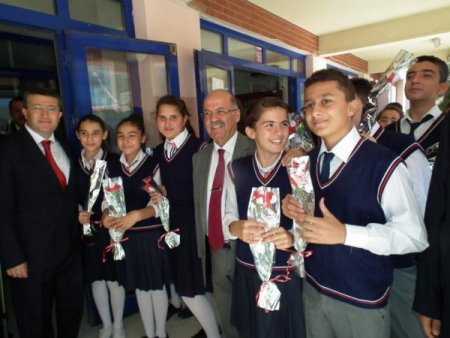 Vali Kolat: Eğitimde başarının devamını bekliyorum