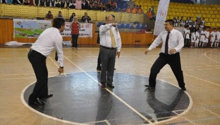 Vali Kolat: Oyunlarımız teknolojiye yenildi