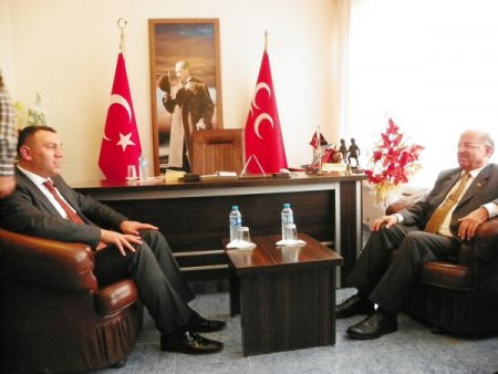 Vali Kolat’tan siyasi parti temsilcilerine ziyaret