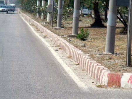 Vali Lekesiz, Refüj Taşlarının Değiştirilmesine Yönelik Eleştirilere Açıklık Getirdi