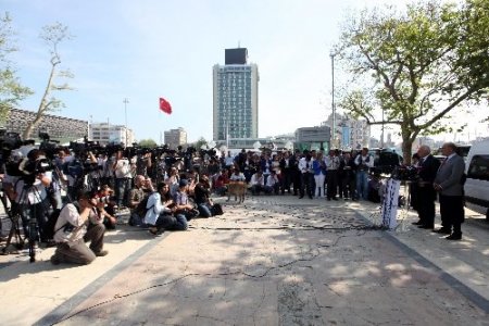 Vali Mutlu: Olaylarda 22 polis yaralandı