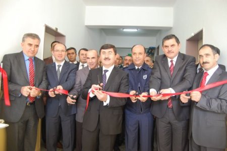 Vali Öz: Üniversite mezunu polis memuru sayısı yüzde 90'lara ulaştı