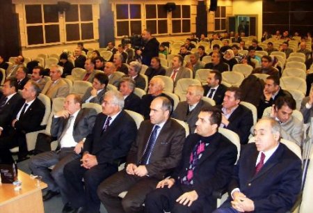 Vali Öztürk: 42 Bin Öğrencisi Ve 2 Bin Hocasıyla Erzurum'da Hiçbir Bilgi Zayi Olmamalı