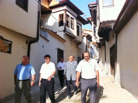 Vali Şahin, restore edilen eski Malatya Evleri'ni inceledi