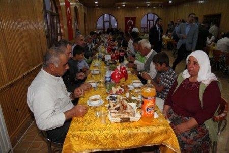 Vali Şentürk: Şehit Yakınları Ve Gaziler Baş Tacımızdır