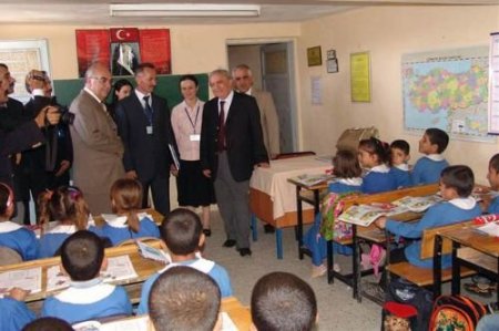 Vali Sodan'dan Türkiye Birincisi Seçilen Okula Ziyaret