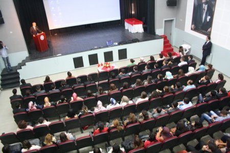 Vali Tepe: Öğretmenlik görevi layıkıyla yapılmalıdır