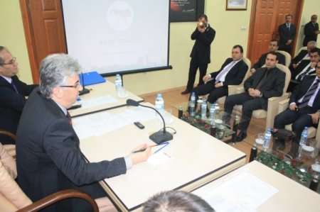 Vali Tepe: Sarıkamış'ta 20 bin kişi yürüdü