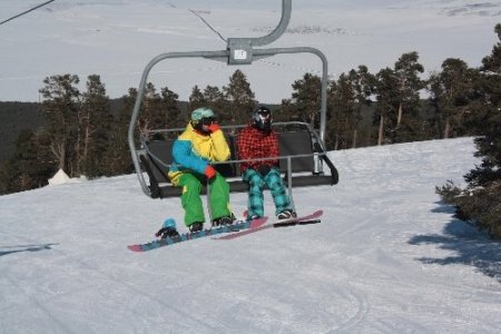 Vali Tepe: Sarıkamış’ta kayak pistlerinden birini ışıklandırmak istiyoruz