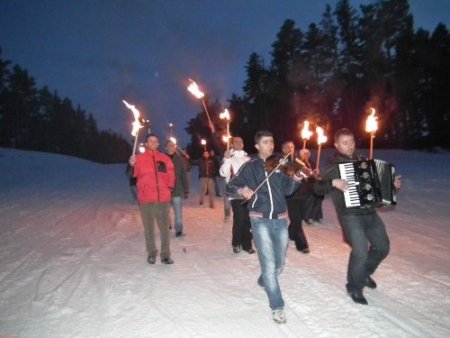 Vali Tepe: Sarıkamış’ta kayak pistlerinden birini ışıklandırmak istiyoruz