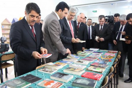 Vali Tepe: Türk toplumu için 'kitap okumuyor' algısı yanlış