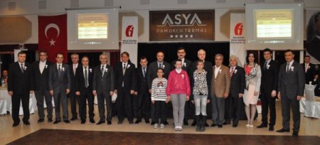 Vali Turhan: Bu ülkede istihdam sağlayanlar gerçek kahramanlardır