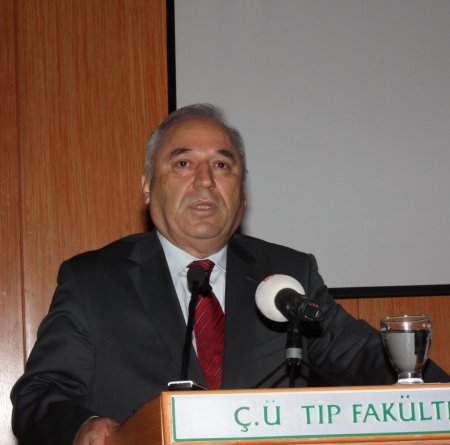 Vali Vekili Gençer: Sağlıkta yapılan yatırımları görmezlikten gelemeyiz