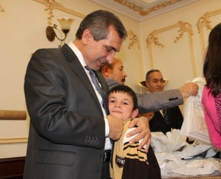 Vali Yazıcı, Çocuk Evleri sakinlerini ağırladı
