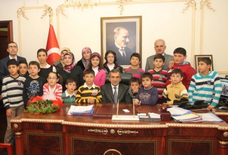 Vali Yazıcı, Çocuk Evleri sakinlerini ağırladı