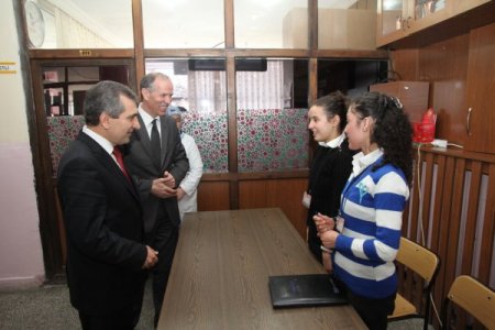 Vali Yazıcı: Yozgat'ta birinci önceliğimiz eğitimdir