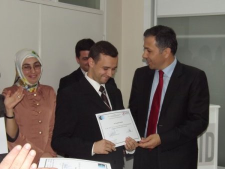 Vali Yerlikaya: KOSGEB'in verdiği 100 bin liralık kredi çok önemli, küçümsemeyin