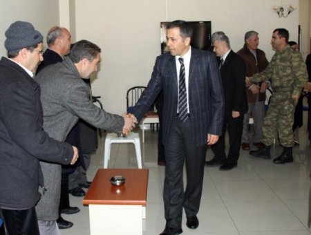 Vali Yerlikaya Taziye Ziyaretlerinde Bulundu