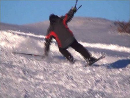 Vali Yılmaz, Kar Motoru İle Çıktığı Zirveden Kayarken Zorlandı