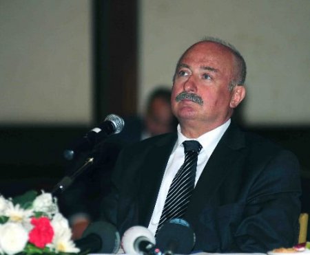 Vali Yüksel: Siyasete Atılmayacağım