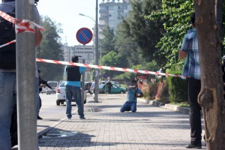 Valilik Önüne Pompalı Tüfekle Gelen Şahıs Ortalığı Ayağa Kaldırdı
