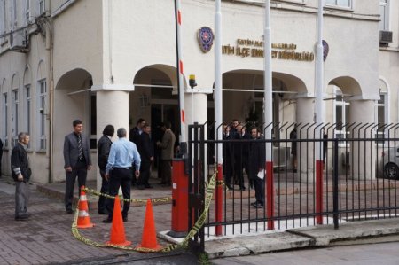 Valilikten yardım alamayınca havaya ateş açtı