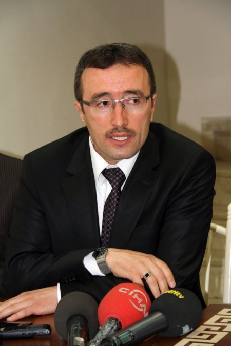 Van, Türkçenin Çocuklarını Bekliyor