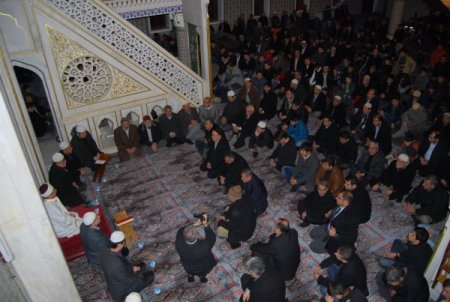 Van Depreminde Ve Uludere’de Yaşamını Yitirenler İçin Mevlit Okutuldu