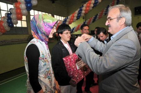 'Van Okuyor' Yarışmasının Ödülleri Sahiplerini Buldu