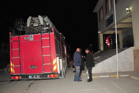 Van'da aynı okulu ikinci defa yaktılar