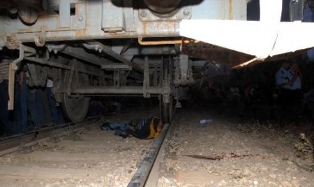 Van'da Hemzemin Geçitte Kaza: 1 Ölü, 9 Yaralı