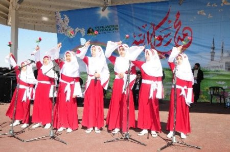 Van'da Kutlu Doğum konseri büyük ilgi gördü