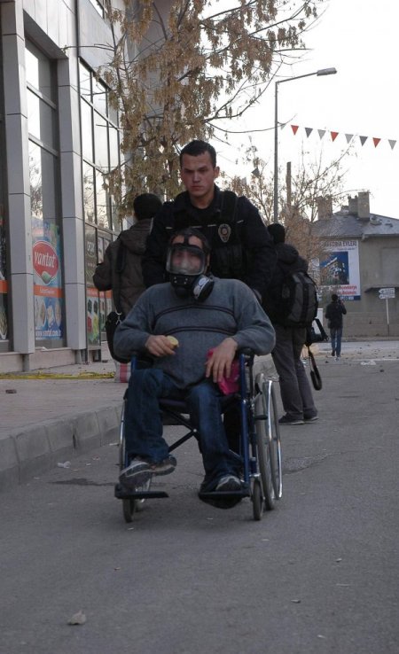 Van’da polis vatandaş dayanışması ödül getirdi