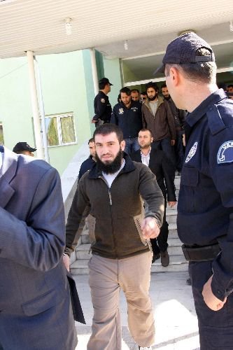 Van'daki El-kaide Operasyonunda 3 Kişi Tutuklandı