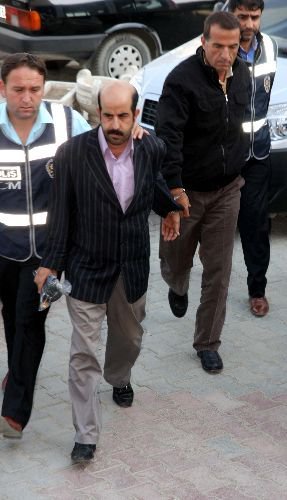 Van'dan Avrupa'ya Gönderilecek Duvar Saatleri İçindeki 11 Kilo Eroin Yakalandı