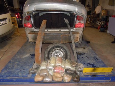 Van'dan İstanbul'a Uyuşturucu Nakline Polis Engeli