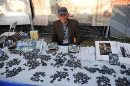 Vanlı Mehmet Kuşman, Urartu çivi yazısını Amerikalılara tanıtıyor