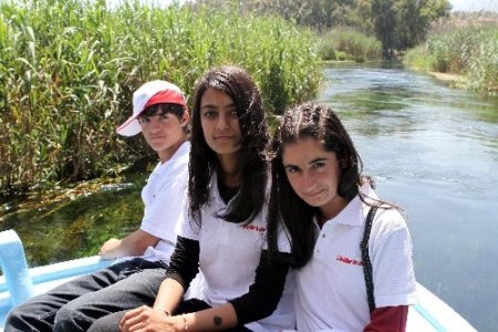 Vanlı öğrenciler Muğla'da deniz sefası yaptı