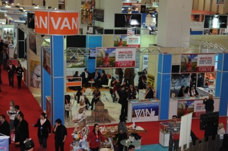 Vanlı Turizmciler Türkiye'ye Teşekkür İçin Emıtt’te