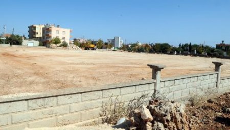 Varsak'a Pazar Yeri Ve Yeni Park Yapılıyor