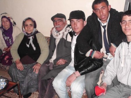 Varto’da Mahsur Kalan 40 Kişi Petrol Ofisine Sığındı