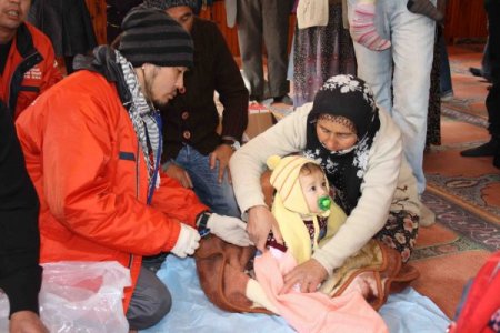 Vefakar Japon Doktorlar Depremzedeleri Yalnız Bırakmadı